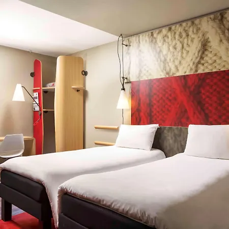 Otel Ibis Heroes Square