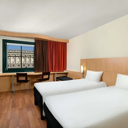 Ibis Heroes Square Hotel Budapest