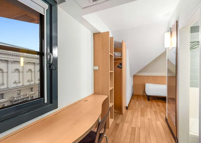 Ibis Heroes Square 3* Budapeste