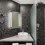 Ibis Heroes Square Hotel