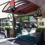 Hotel Ibis Heroes Square Budapest