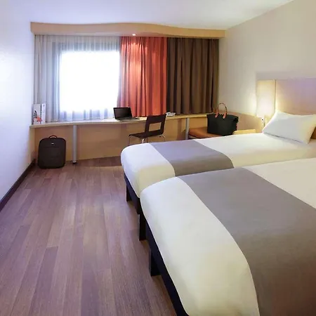 Ibis Heroes Square 3* Budapeszt
