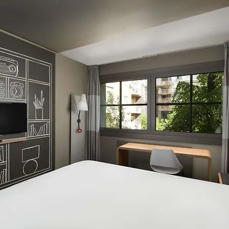 Ibis Styles Budapest Heroes Square 3*