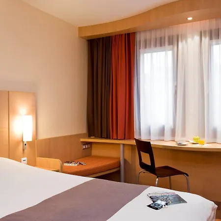 Ibis Heroes Square Budapest