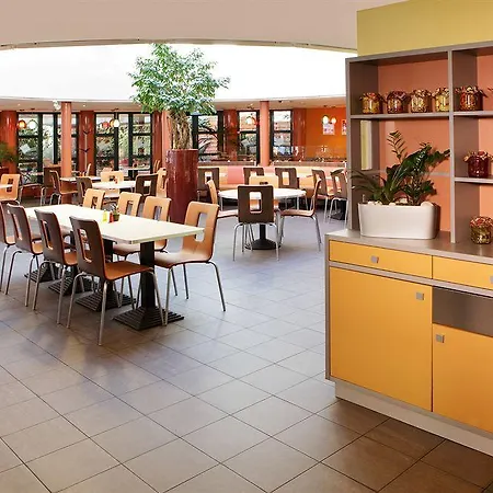 Ibis Heroes Square Budapest