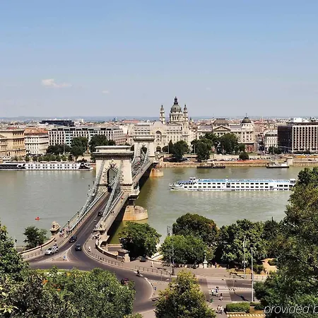 Hotel Ibis Styles Budapest Heroes Square