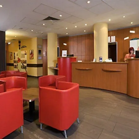 Ibis Heroes Square Budapest