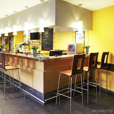 Hotel Ibis Heroes Square Budapeste