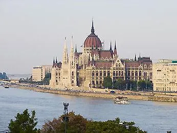 Ibis Heroes Square Hotel Budapeszt