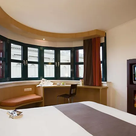 Hotel Ibis Styles Budapest Heroes Square