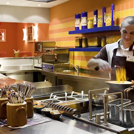 Hotel Ibis Styles Budapest Heroes Square