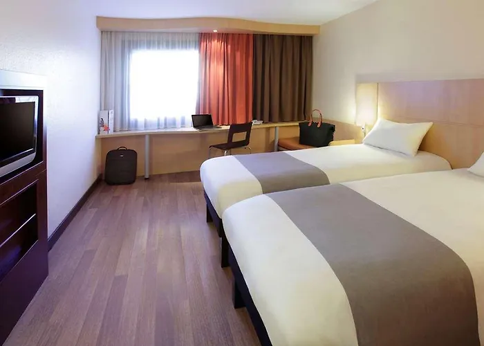 Ibis Heroes Square 3* Budapest
