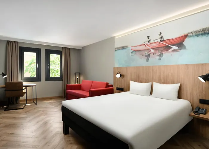 Ibis Heroes Square 3* Budapest