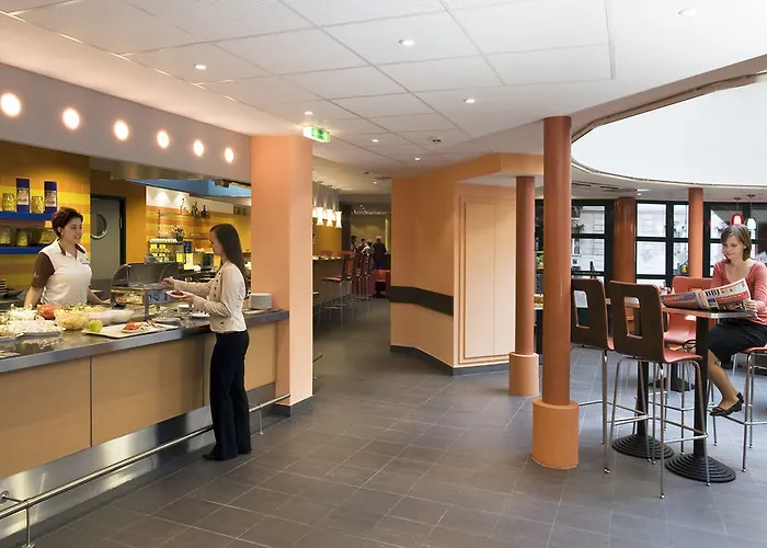 Ibis Heroes Square Hotell 3*