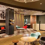 Hotel Ibis Heroes Square 3*