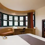 Hotel Ibis Heroes Square