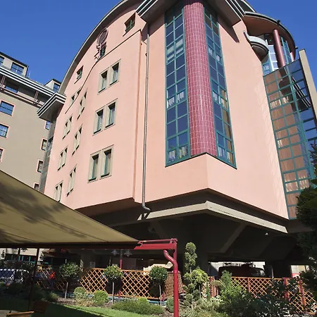 Hotel Ibis Heroes Square Budapest
