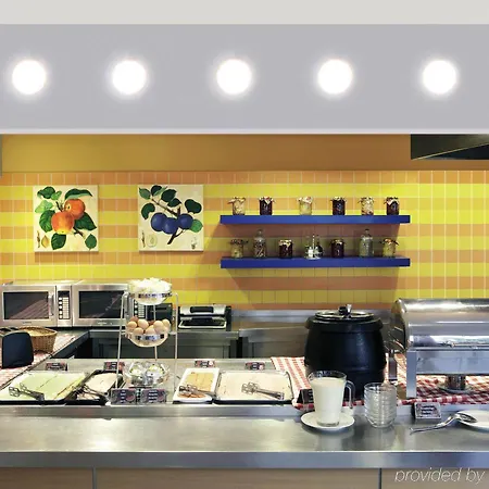 Hotel Ibis Heroes Square Budapest