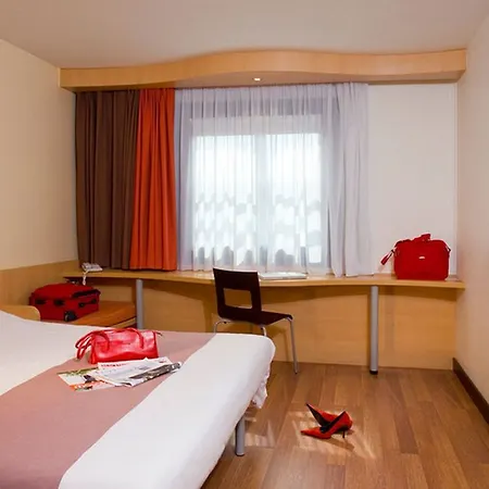 Ibis Heroes Square 3* Budapest