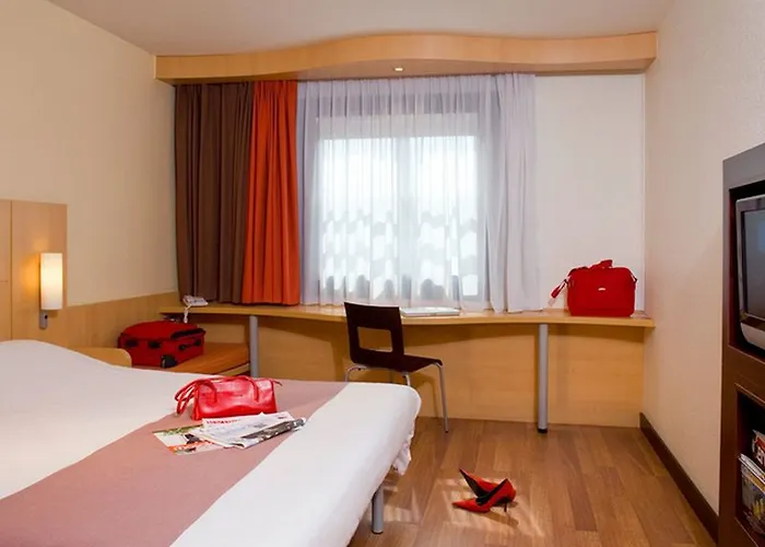Ibis Heroes Square 3* Budapest